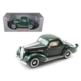 1936 Pontiac Deluxe Green 1/18 Diecast Model Car by Signature Models