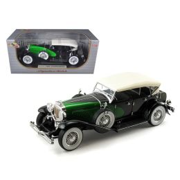 1934 Duesenberg Model J Black/Green 1/18 Diecast Model Car by Signature Models