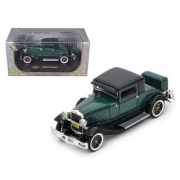 1930 Hudson Great Eight Green 1/32 Diecast Car Model by Signature Models