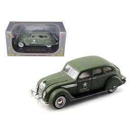 1936 Chrysler Airflow Army Green 1/32 Diecast Model Car by Signatrure Models