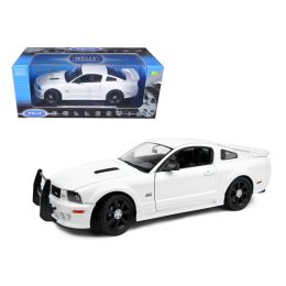 2007 Saleen S281 E Mustang Unmarked Police Car White 1/18 Diecast Car Model by Welly