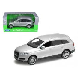 Audi Q7 Silver 1/24 Diecast Car Model by Welly