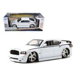 2006 Dodge Charger SRT8 Hemi Lopro White 1/18 Diecast Model Car by Jada