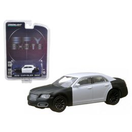 2013 Chrysler 300 \Spy Shot\ Hobby Exclusive in Blister Pack 1/64 Diecast Car Model by Greenlight