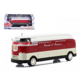 1940 General Motors Futurliner \Parade of Progress\ Hobby Exclusive 1/64 Diecast Model by Greenlight