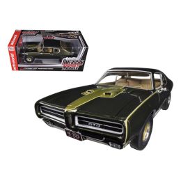 1969 Pontiac GTO Royal Bobcat/Royal Pontiac Limited to 1250pc 1/18 Diecast Car Model by Autoworld