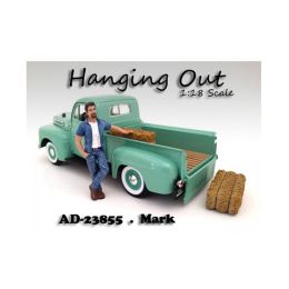 \Hanging Out\ Mark Figure For 1:18 Scale Models by American Diorama