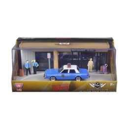 Diorama \The Usual Suspects\ Movie 1983 Dodge Diplomat Salon Police Car 1/43 Diecast Model by Motormax