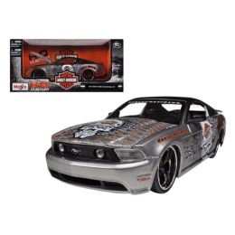 2011 Ford Mustang GT Grey Harley Davidson 1/24 Diecast Model Car by Maisto