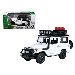 Toyota FJ40 Land Cruiser White \4x4 Overlanders\ Series 1/24 Diecast Model Car by Motormax