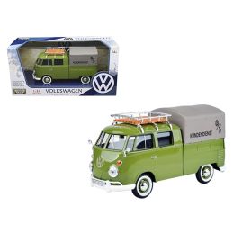 Volkswagen Type 2 (T1) \Kundendienst\ Delivery Pickup Truck Green 1/24 Diecast Model Car by Motormax