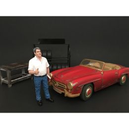 Mechanic Manager Tim Figure For 1:18 Scale Models by American Diorama