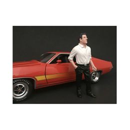 70\s Style Figure III For 1:24 Scale Models by American Diorama
