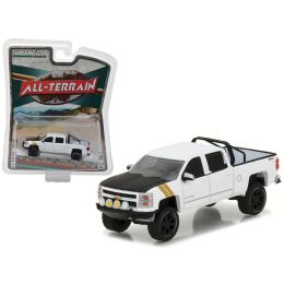 2015 Chevrolet Silverado 1500 White Pickup Truck \All Terrain\ Series 5 1/64 Diecast Model Car by Greenlight