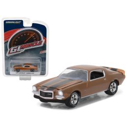 1972 Chevrolet Camaro Z/28 Mojave Gold Greenlight Muscle Series 19 1/64 Diecast Model Car by Greenlight
