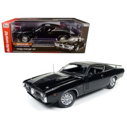 1971 Dodge Charger R/T TX9 Black on Black Hardtop with Sunroof MCACN Limited Edition to 1002pc 1/18 Diecast Model Car by Autoworld