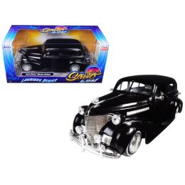 1939 Chevrolet Maser Deluxe Black \Lowrider Series\ Street Low 1/24 Diecast Model Car by Jada