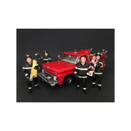 Firefighters 4 Piece Figure Set For 1:24 Scale Models by American Diorama