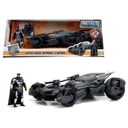 2017 Justice League Batmobile with diecast Batman Figure 1/24 Diecast Model Car by Jada