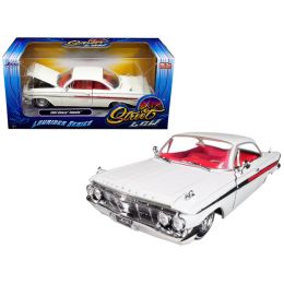 1961 Chevrolet Impala White \Lowrider Series\ Street Low 1/24 Diecast Model Car by Jada