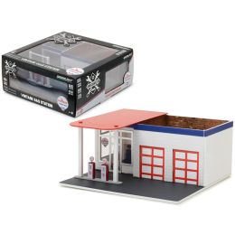 Mechanic\s Corner Series 2, Vintage Gas Station Chevron 1/64 by Greenlight