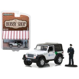 2016 Jeep Wrangler US Customs and Border Protection with Officer Figure \The Hobby Shop\ Series 2 1/64 Diecast Model Car by Greenlight