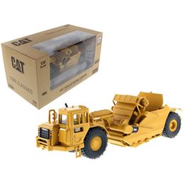 CAT Caterpillar 623G Elevating Scraper with Operator 1/50 Diecast Model by Diecast Masters