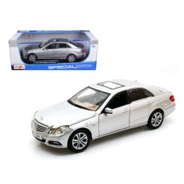 2009 2010 Mercedes E Class E350 E 350 Silver 1/18 Diecast Model Car by Maisto