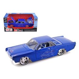 1966 Lincoln Continental Blue \Pro Rodz\ 1/26 Diecast Model Car by Maisto